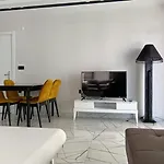 דירה Comfortable Luxury אלאניה