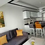 Comfortable Luxury Apartament