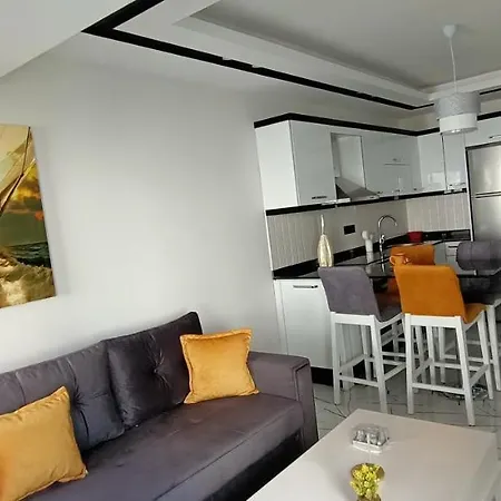 Comfortable Luxury Apartment